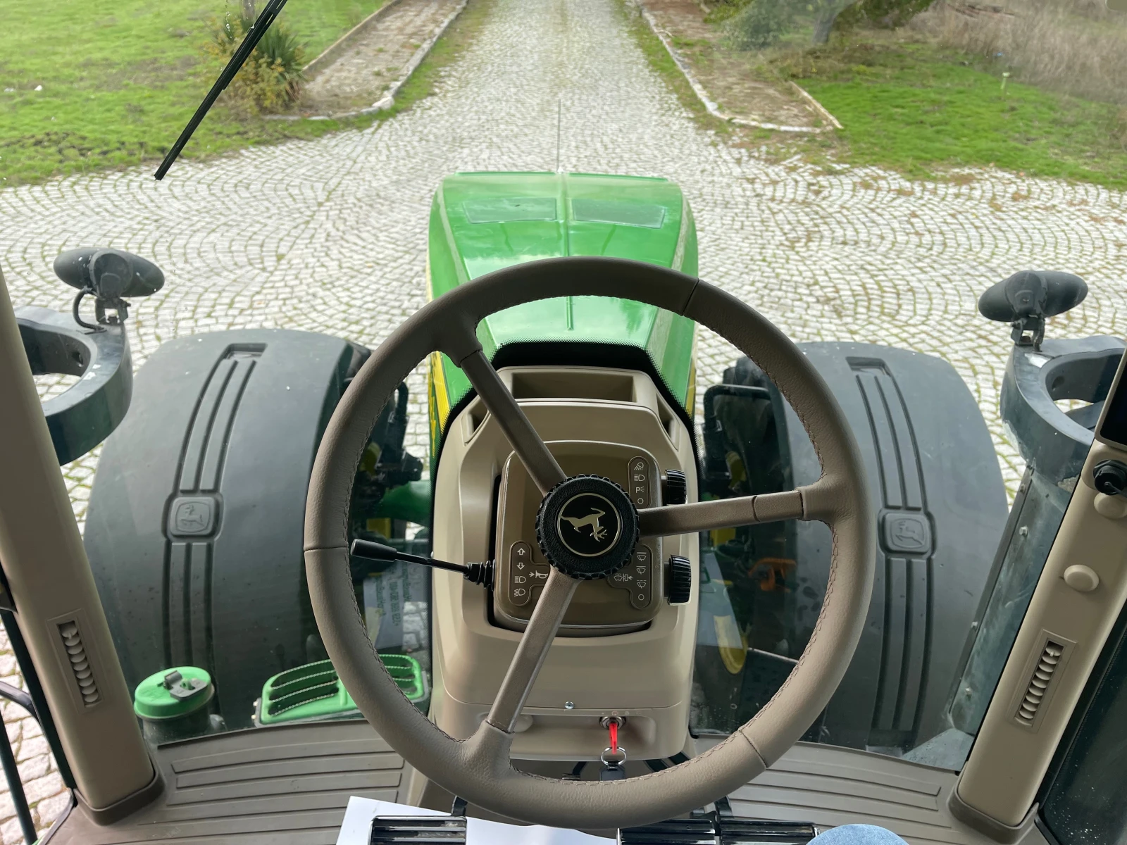  John Deere 8285R POWER SHIFT  | Mobile.bg   17