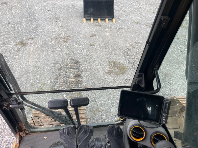 Багер JCB 220 X SLC НОВА КОФА ЛИЗИНГ, снимка 15 - Индустриална техника - 51807497