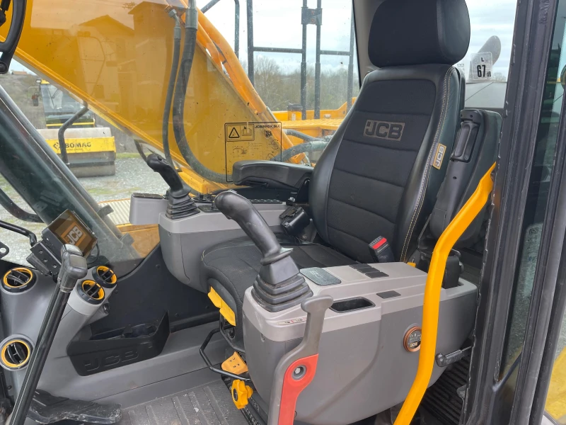 Багер JCB 220 X SLC НОВА КОФА ЛИЗИНГ, снимка 10 - Индустриална техника - 51807497