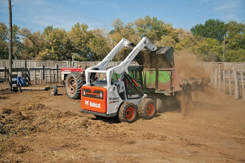 Мини челни товарачи Bobcat S530, снимка 3 - Индустриална техника - 22430062