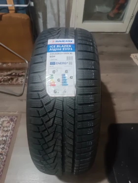 Гуми Зимни 235/55R19, снимка 7 - Гуми и джанти - 48107530