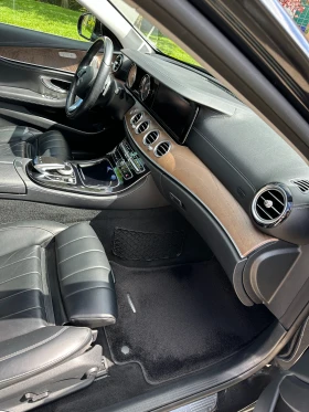 Mercedes-Benz E 220, снимка 7