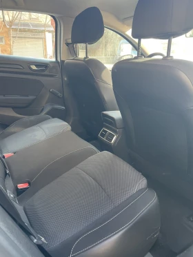 Renault Megane - 6600 € / 12908.48 лв. - 95607995 11