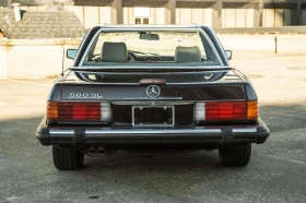 Mercedes-Benz 560 * 560SL * CARFAX * ЦЕНА ДО БГ | Auto.bg — изображение 4