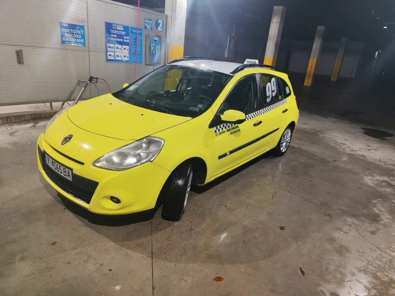 Renault Clio 1.5, снимка 2 - Автомобили и джипове - 47711368