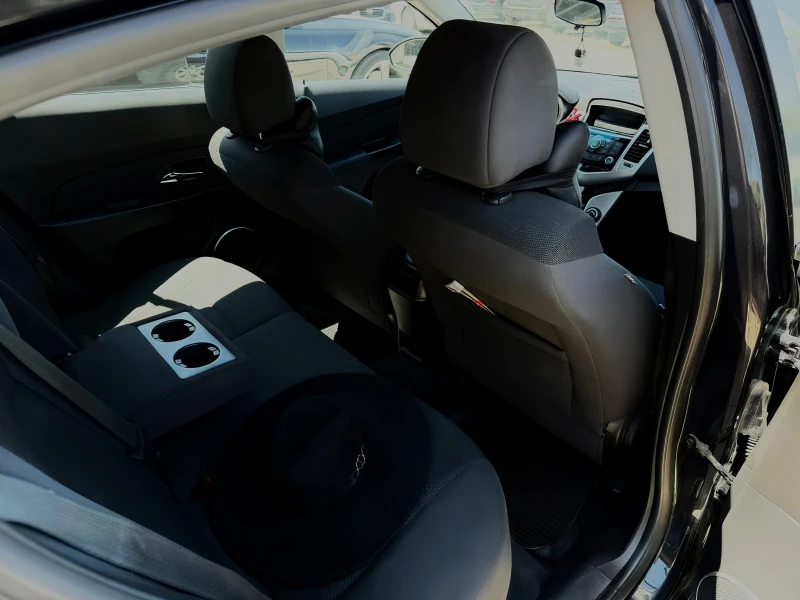 Chevrolet Cruze, снимка 5 - Автомобили и джипове - 52568107