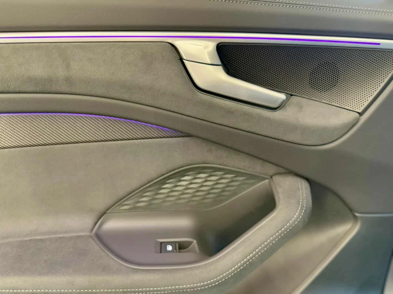 Audi A6 Audi A6 TDI* Quattro* S TRONIC* B&O* Лизинг, снимка 9 - Автомобили и джипове - 51741195