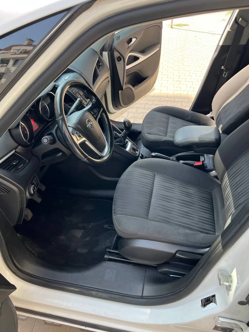Opel Zafira, снимка 5 - Автомобили и джипове - 51954070