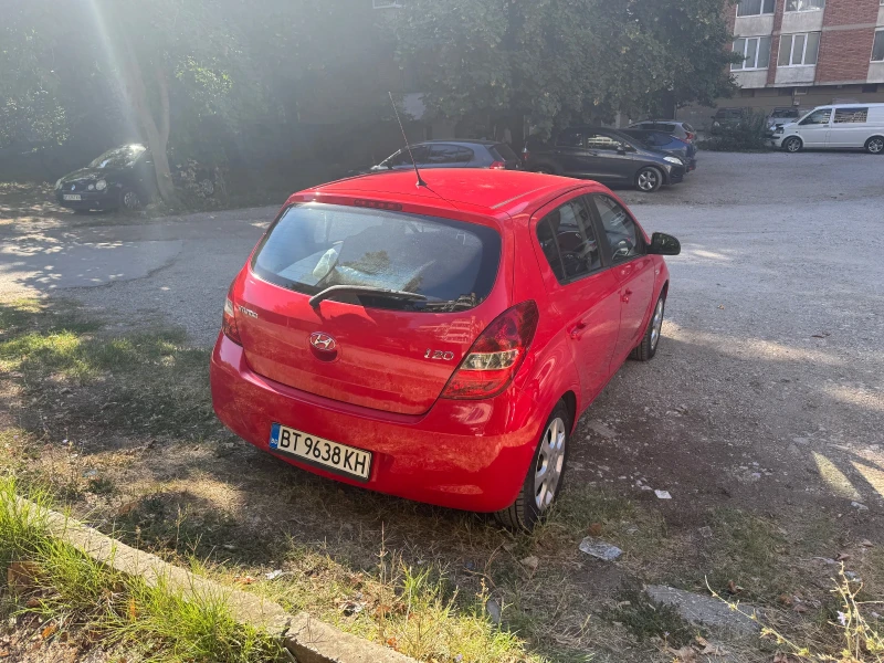 Hyundai I20, снимка 4 - Автомобили и джипове - 52373404