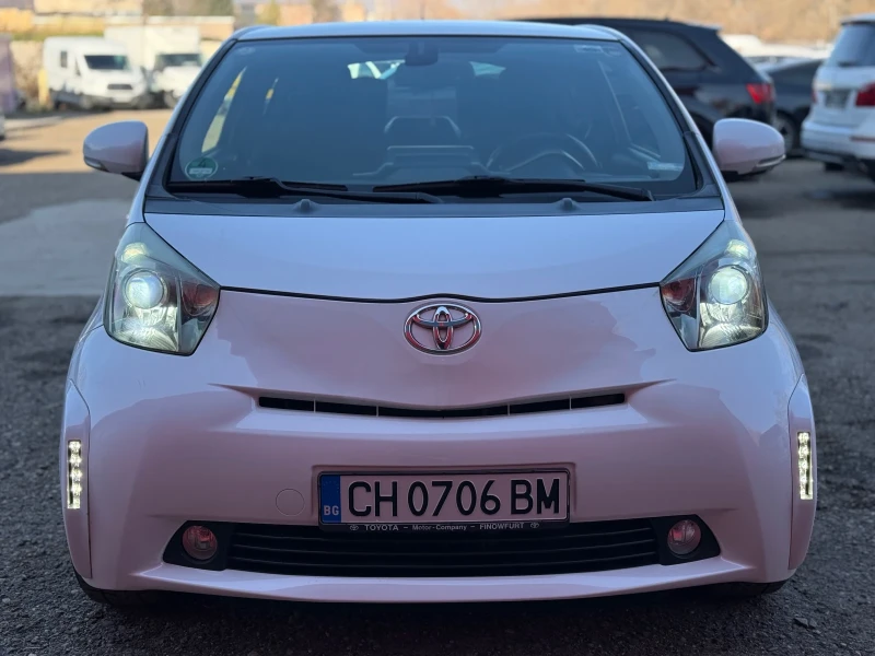 Toyota IQ, снимка 6 - Автомобили и джипове - 52849417