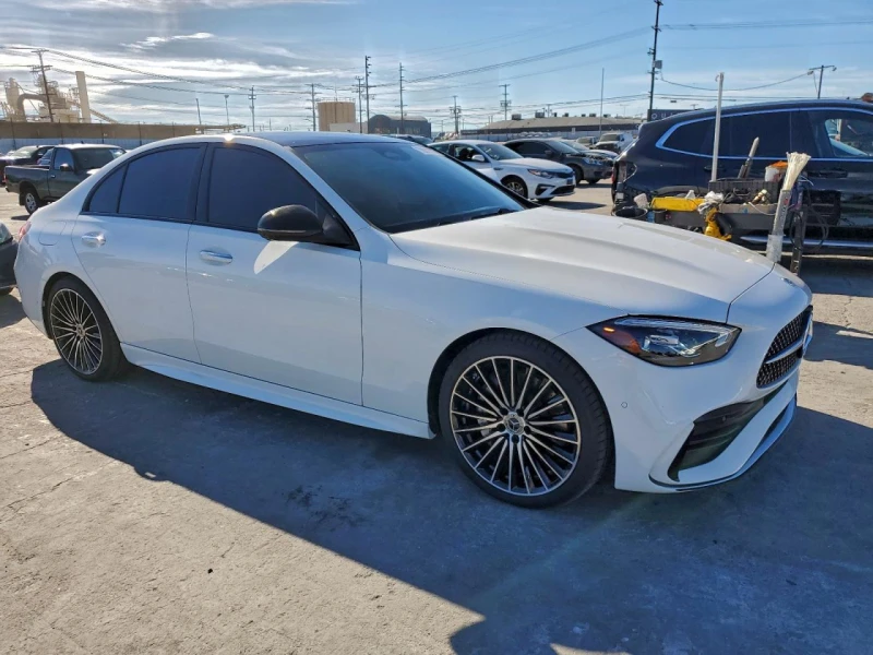 Mercedes-Benz C 300 AMG PKG* NIGHT PKG* DISTRONIC* 360* ПОДГРЕВИ* , снимка 4 - Автомобили и джипове - 53156163