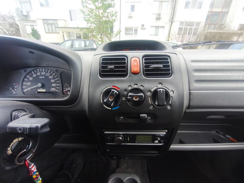 Opel Agila, снимка 7 - Автомобили и джипове - 53297318