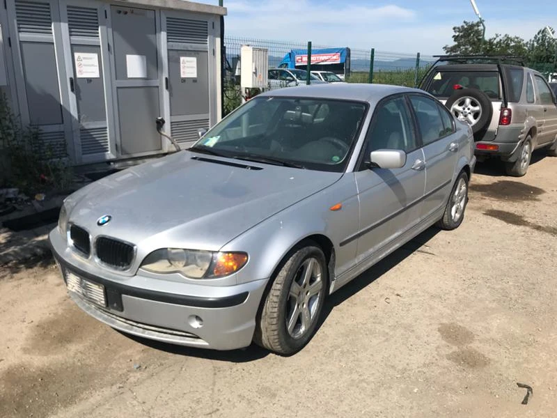 BMW 320 2.0D, снимка 10 - Автомобили и джипове - 18541368