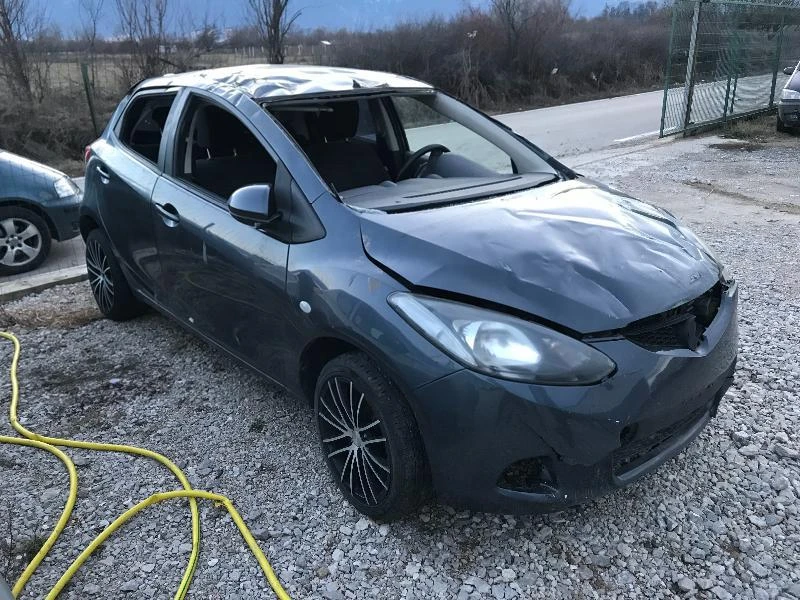 Mazda 2 1.3i, Facelift, DOHC 16V,ZJ-VE, снимка 1 - Автомобили и джипове - 23884885