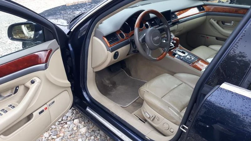 Audi A8  4.0 TDI 275ps, снимка 3 - Автомобили и джипове - 47602494