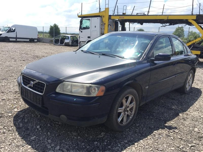 Volvo S60 2.4i Bi-Fuel, снимка 1 - Автомобили и джипове - 28965680