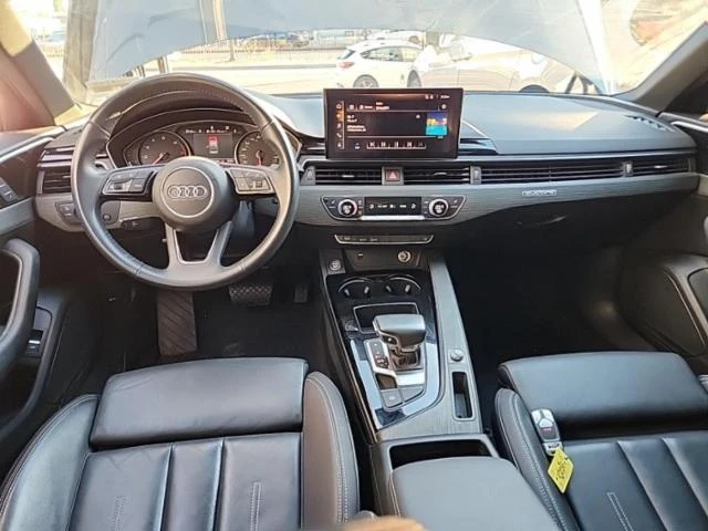 Audi A4 Premium 45 TFSI* Подгрев* Камери* KEYLESS - изображение 6