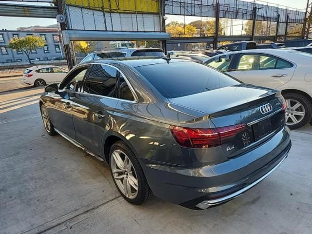 Audi A4 Premium 45 TFSI* Подгрев* Камери* KEYLESS - изображение 4