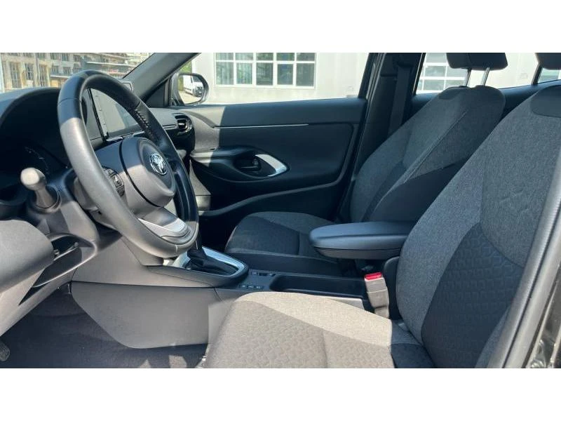 Toyota Yaris Cross CHIC | Mobile.bg � ����������� 12