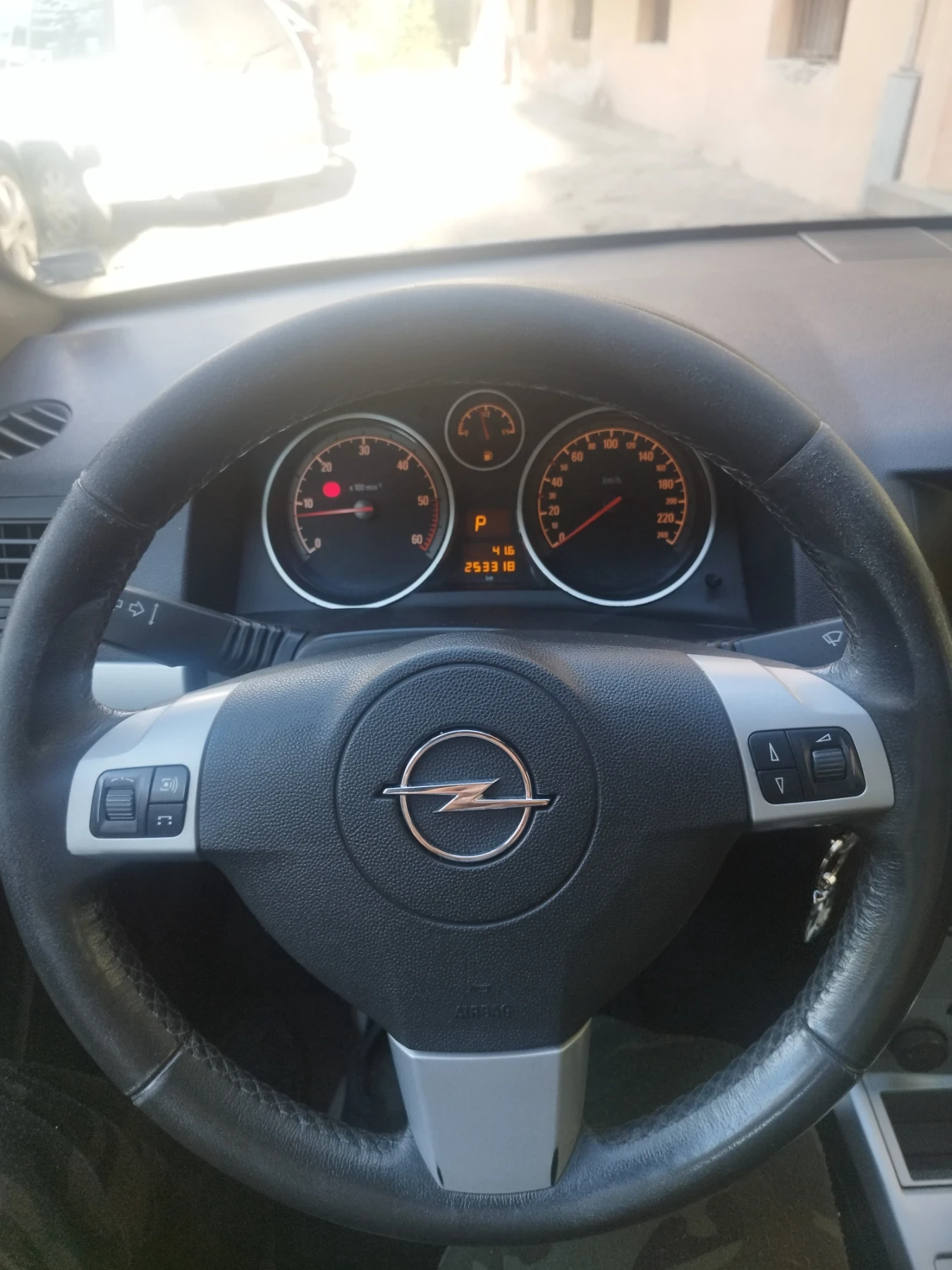 Opel Astra 1.9-120k.c, АВТОМАТ ПЕРФЕКТНА - изображение 9