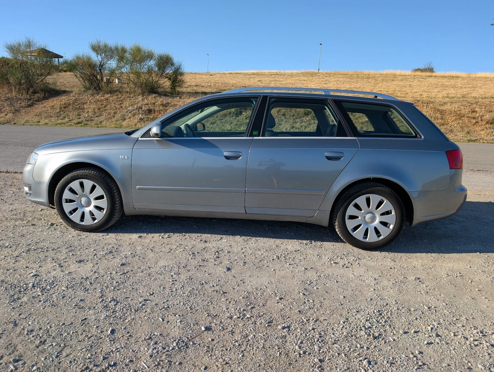 Audi A4 Automatic NAVI - изображение 6