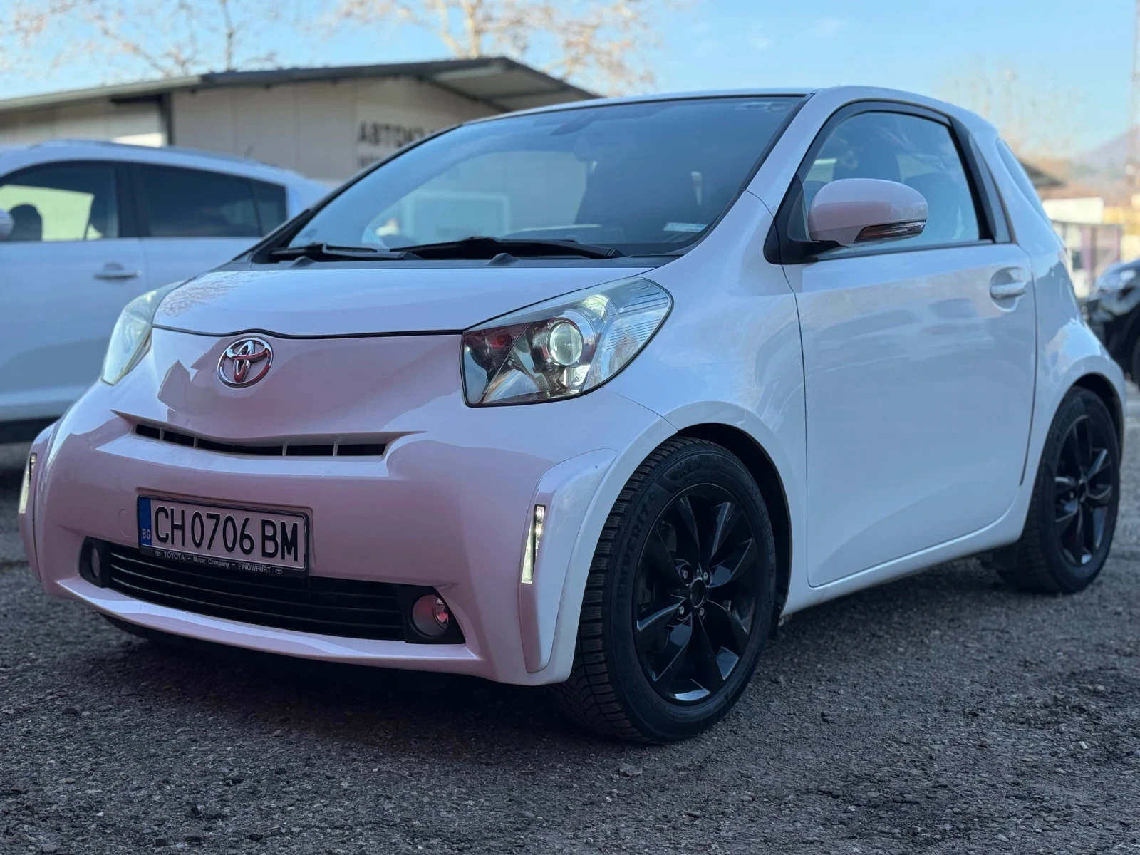 Toyota IQ | Mobile.bg � ����������� 5
