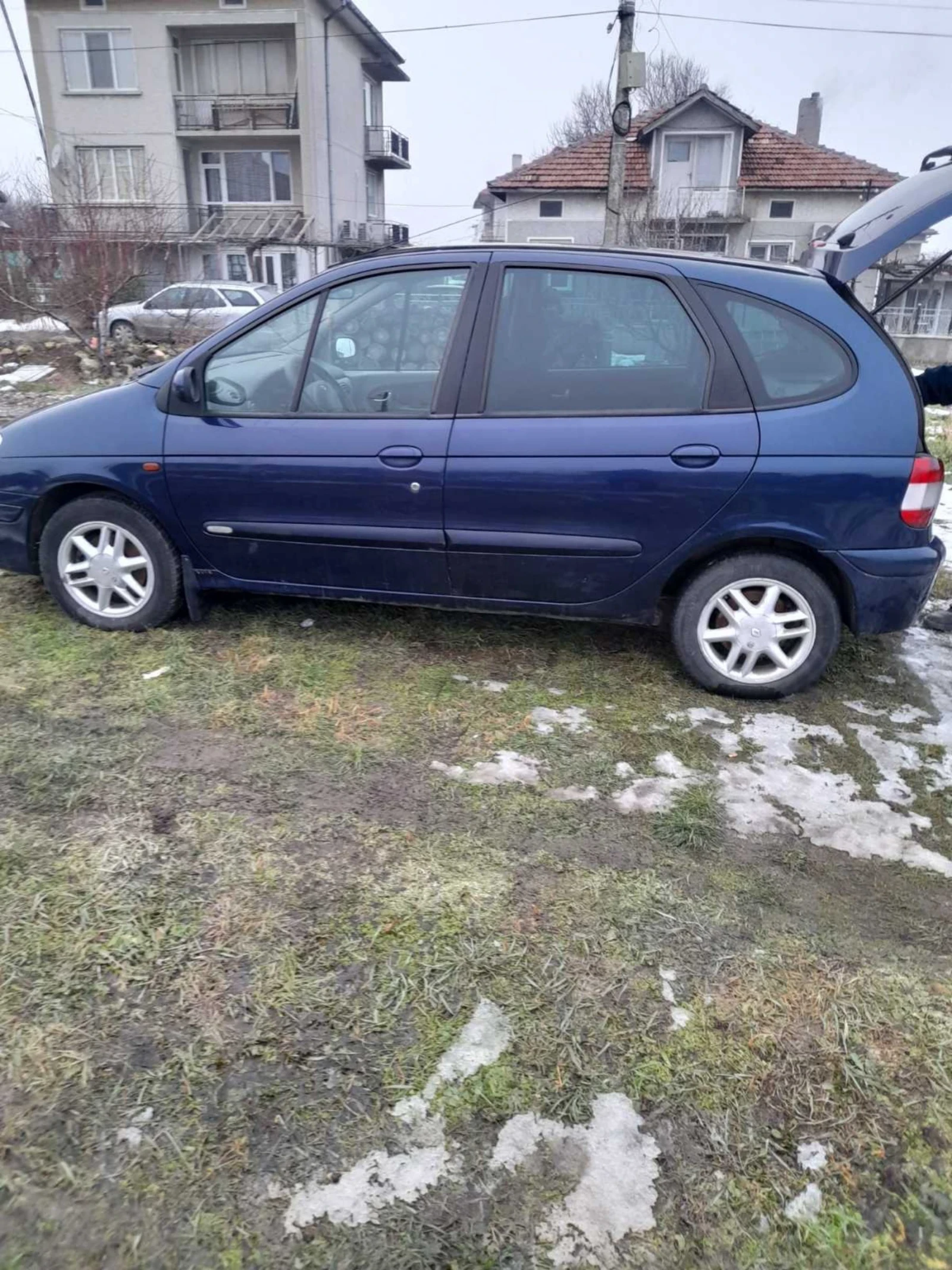 Renault Scenic  - изображение 3