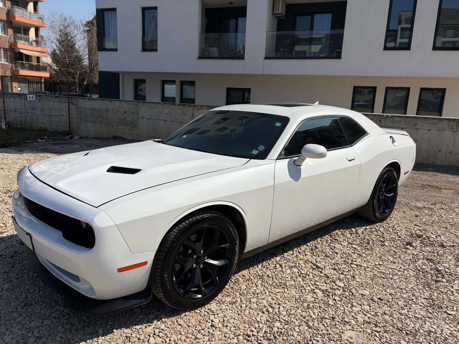 Dodge Challenger SXT Plus, SRT Optic, обдухване, подгреви, снимка 2 - Автомобили и джипове - 53465349