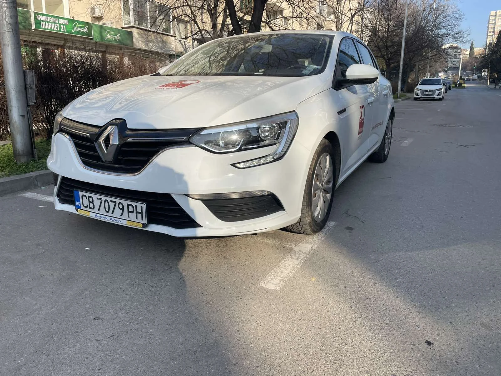 Renault Megane, снимка 4 - Автомобили и джипове - 53815076