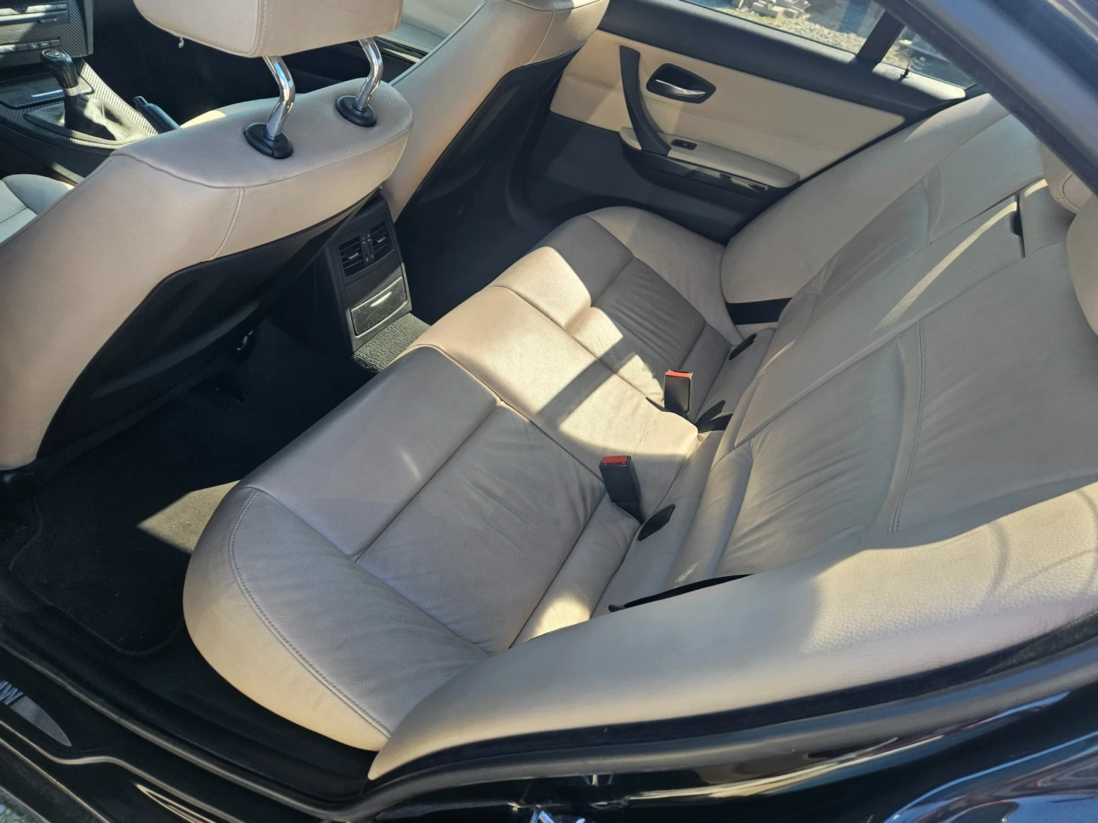 BMW 320 320d-177ks-2011god-Xdrive!!!, снимка 14 - Автомобили и джипове - 53921679