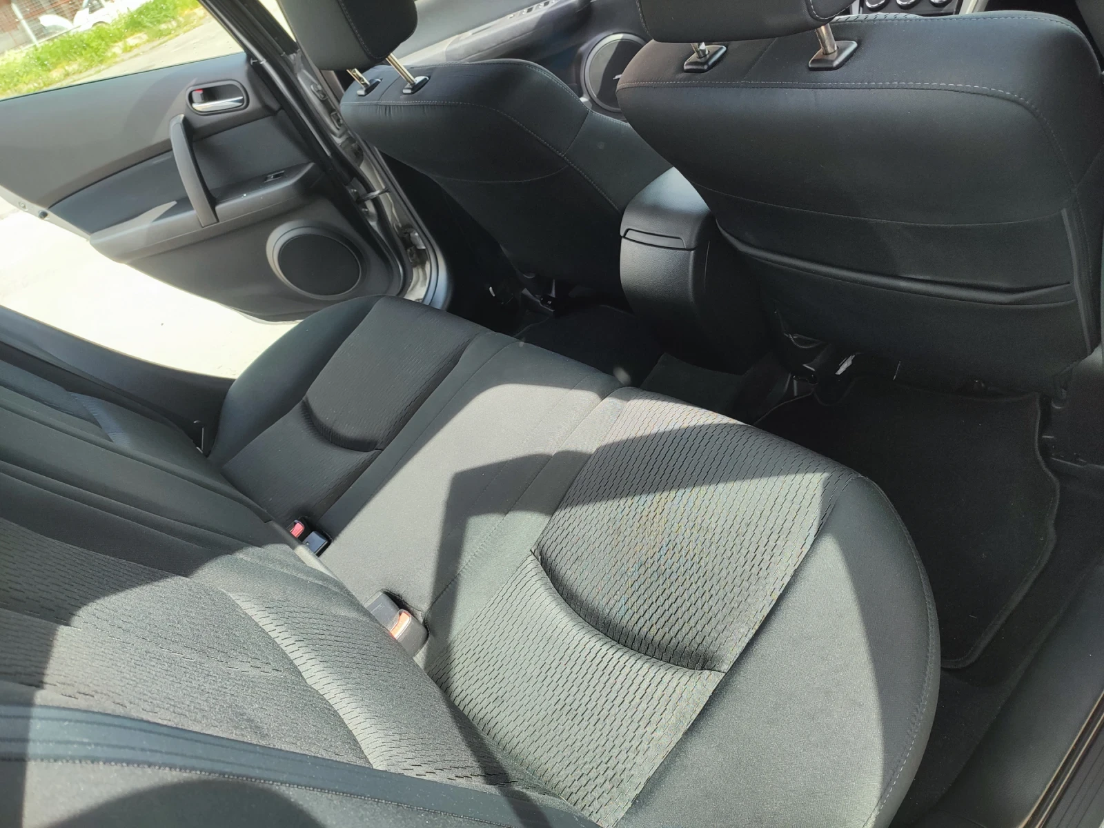 Mazda 6 2.0, снимка 14 - Автомобили и джипове - 54182292