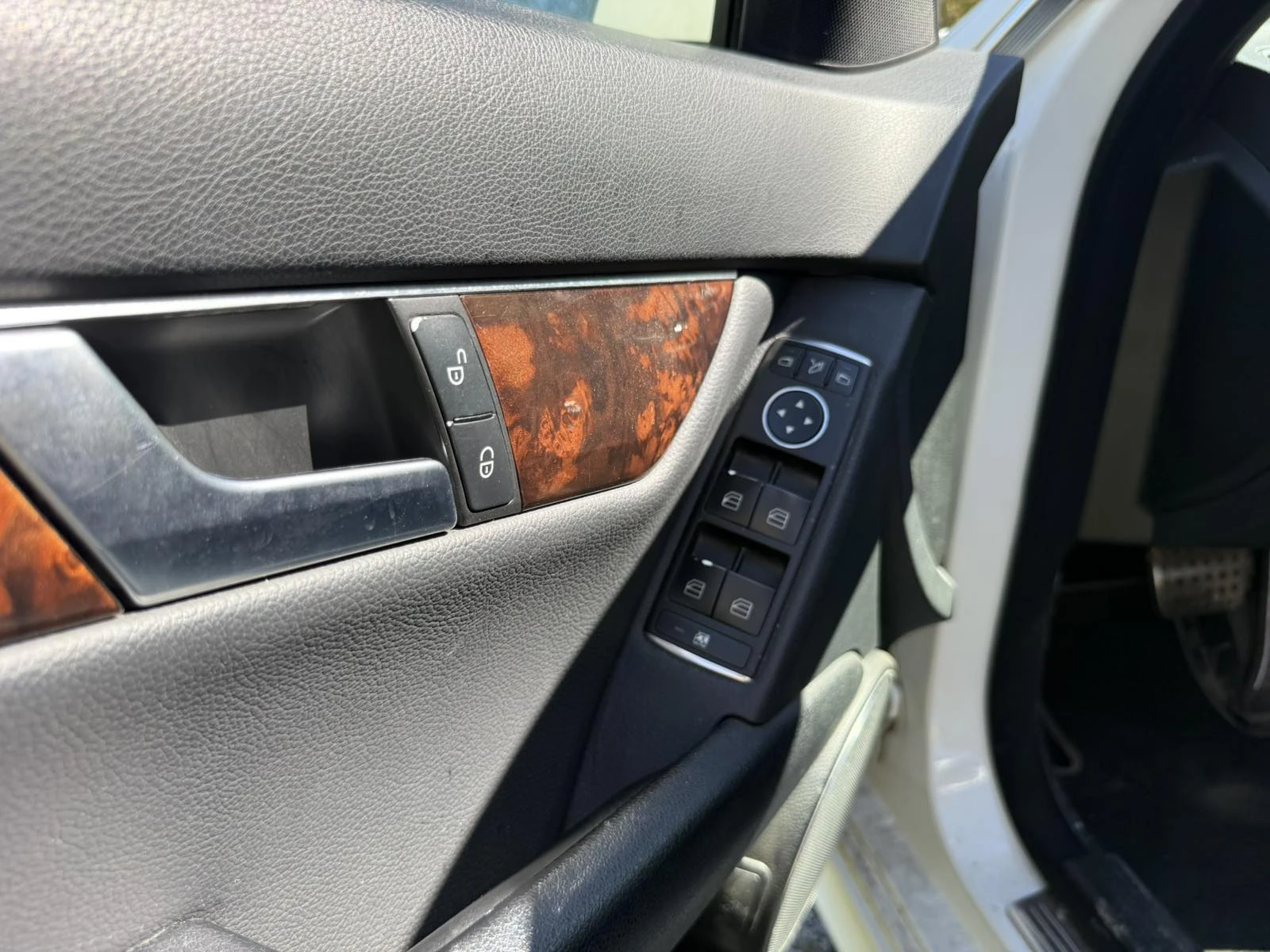 Mercedes-Benz C 250, снимка 13 - Автомобили и джипове - 54351203