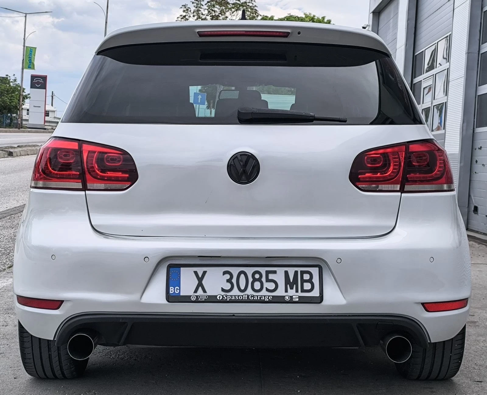 VW Golf 2.0 GTD, снимка 4 - Автомобили и джипове - 54495245