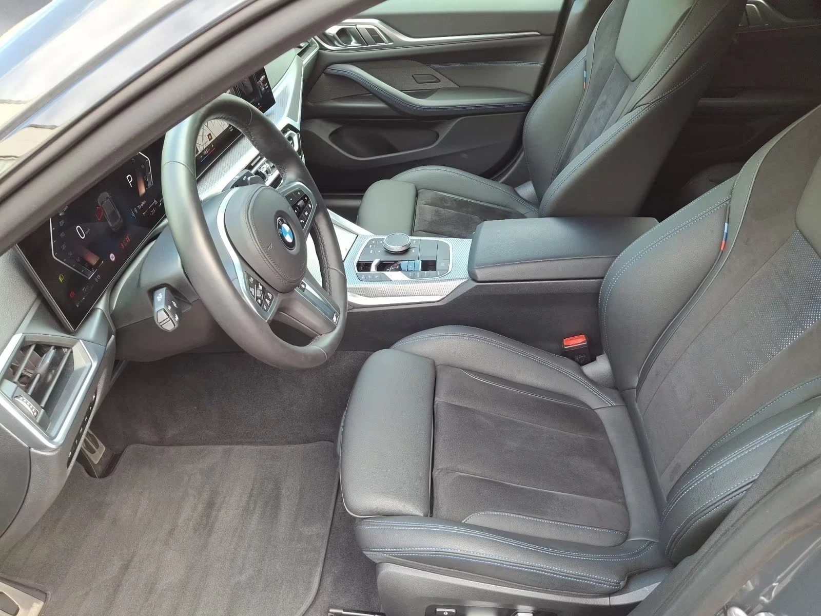 BMW 440 GRAN-COUPE/374HP/xDrive/M-SPORT/CAM/HUD/MEMO/389q, снимка 8 - Автомобили и джипове - 54835056