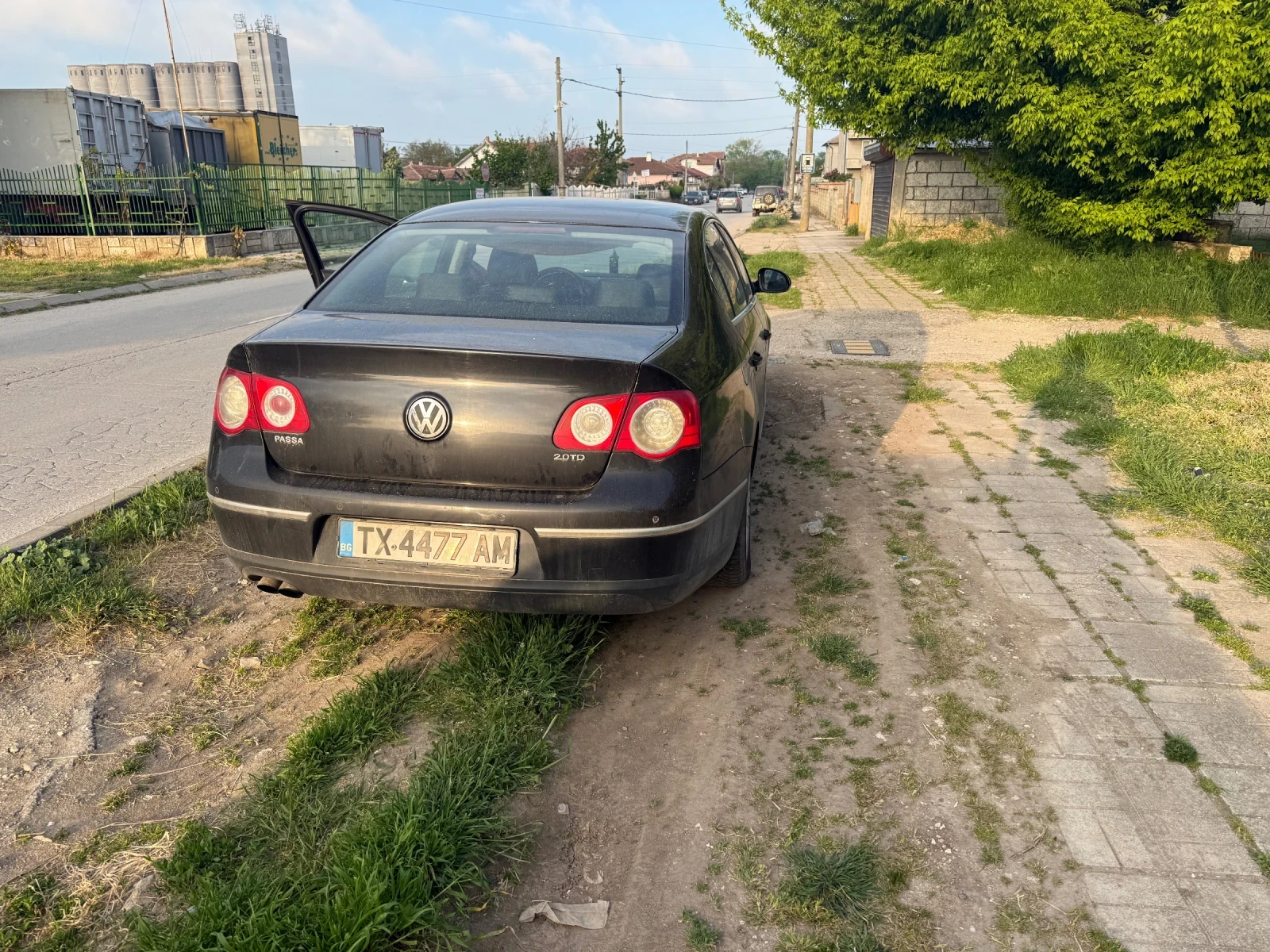 VW Passat, снимка 8 - Автомобили и джипове - 54854085
