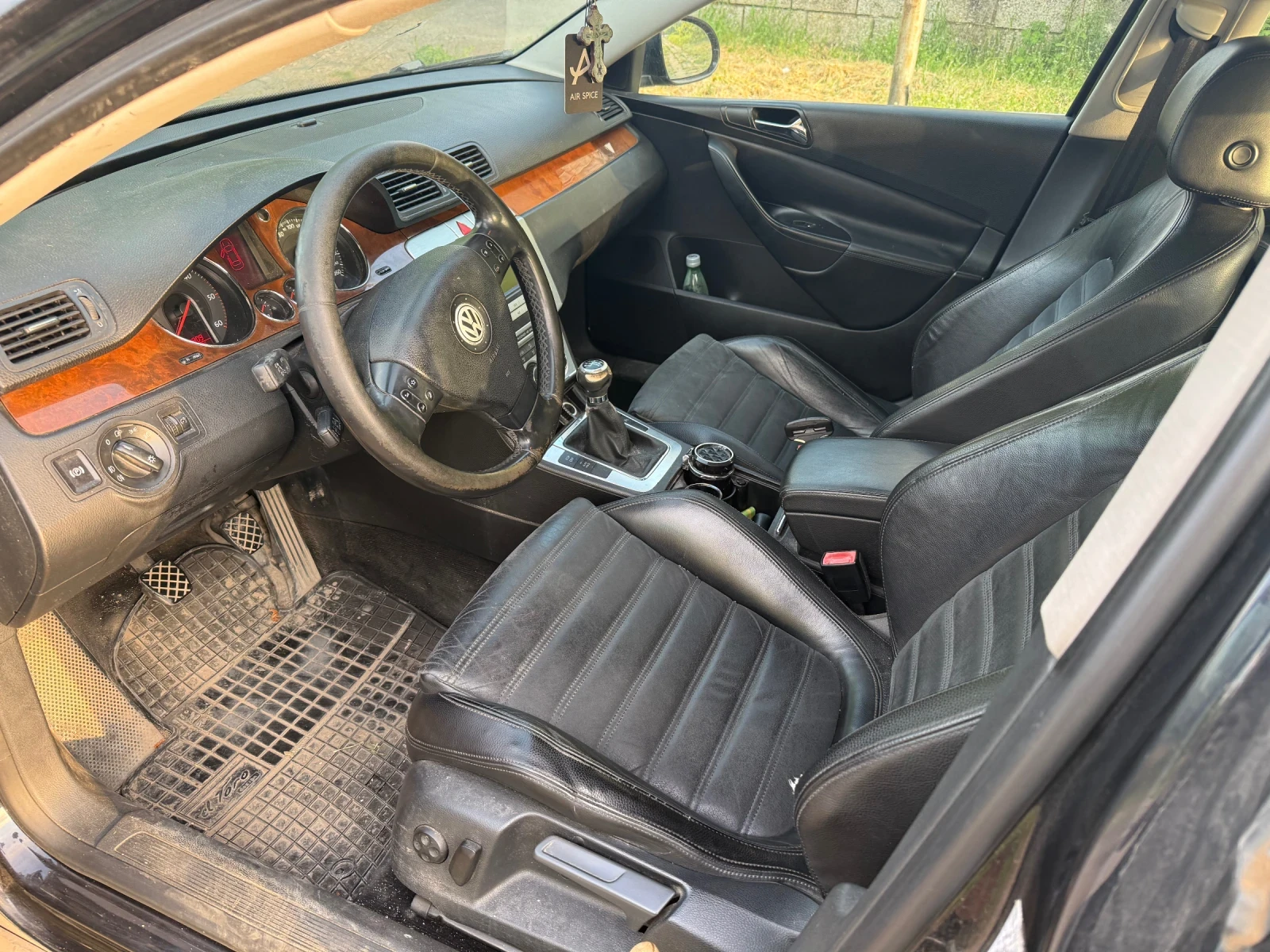VW Passat, снимка 4 - Автомобили и джипове - 54854085