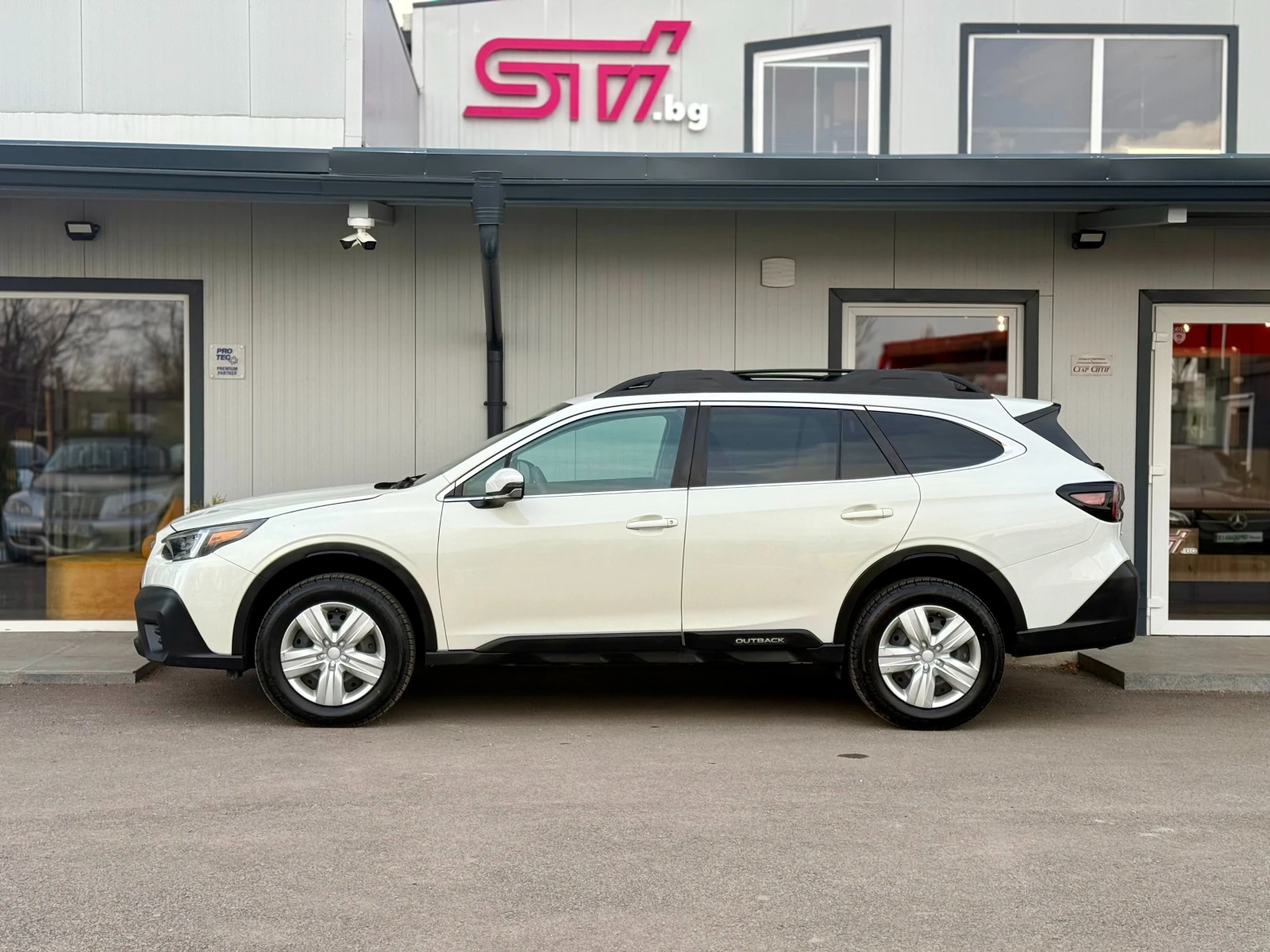 Subaru Outback 2.5* Base, снимка 8 - Автомобили и джипове - 55108712
