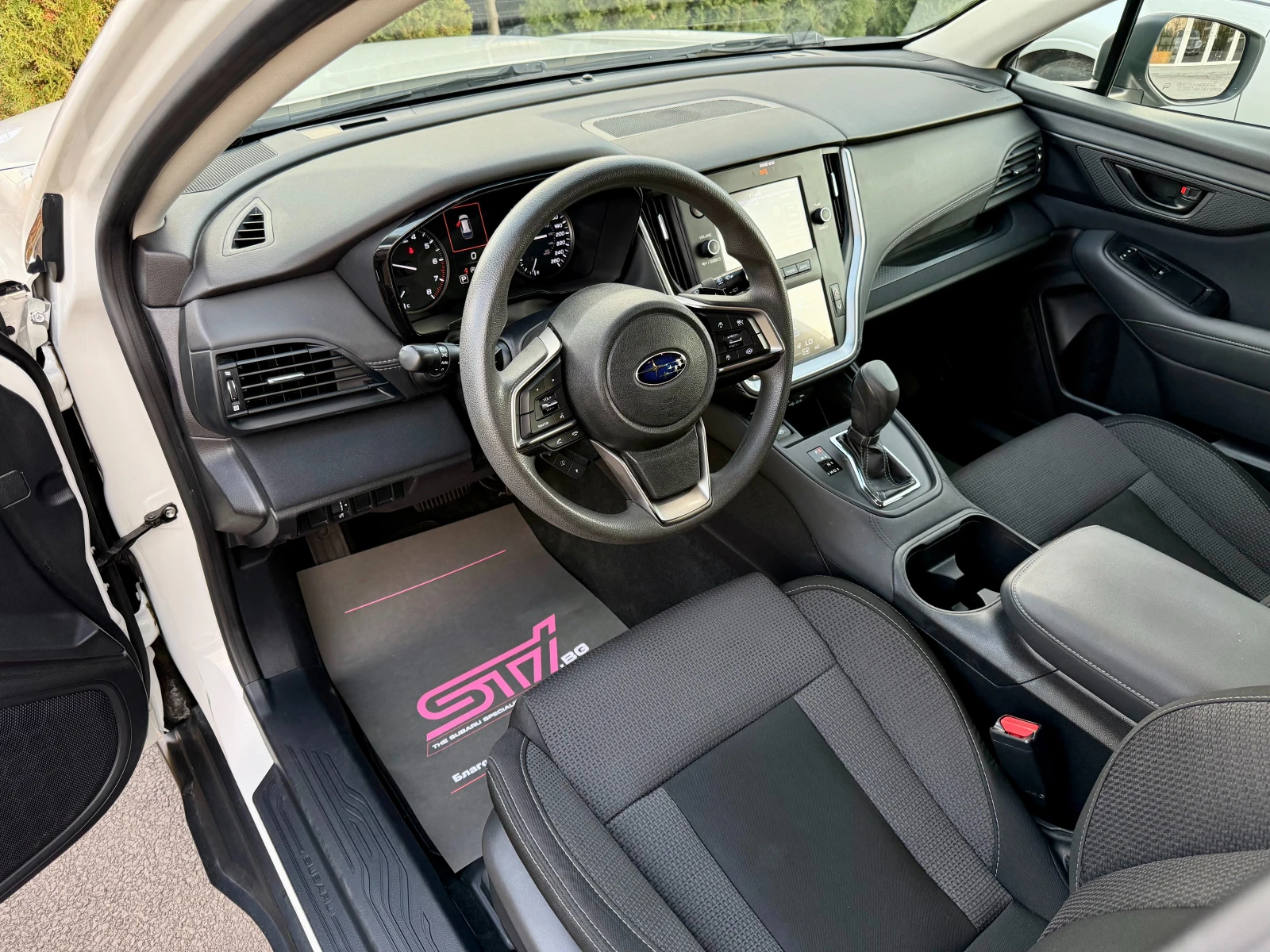Subaru Outback 2.5* Base, снимка 9 - Автомобили и джипове - 55108712