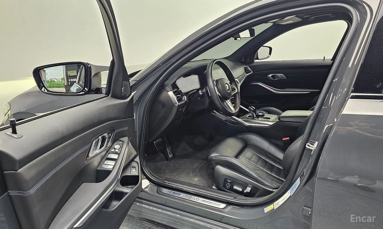 BMW 340 HARMON* KARDON* ДИСТРОНИК* ХЕДЪП* 360КАМЕРА* LANE*, снимка 5 - Автомобили и джипове - 55318780