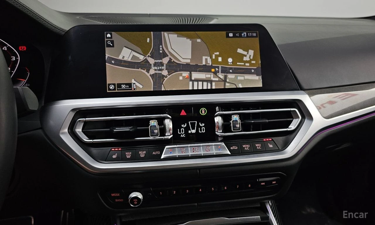 BMW 340 HARMON* KARDON* ДИСТРОНИК* ХЕДЪП* 360КАМЕРА* LANE*, снимка 8 - Автомобили и джипове - 55318780