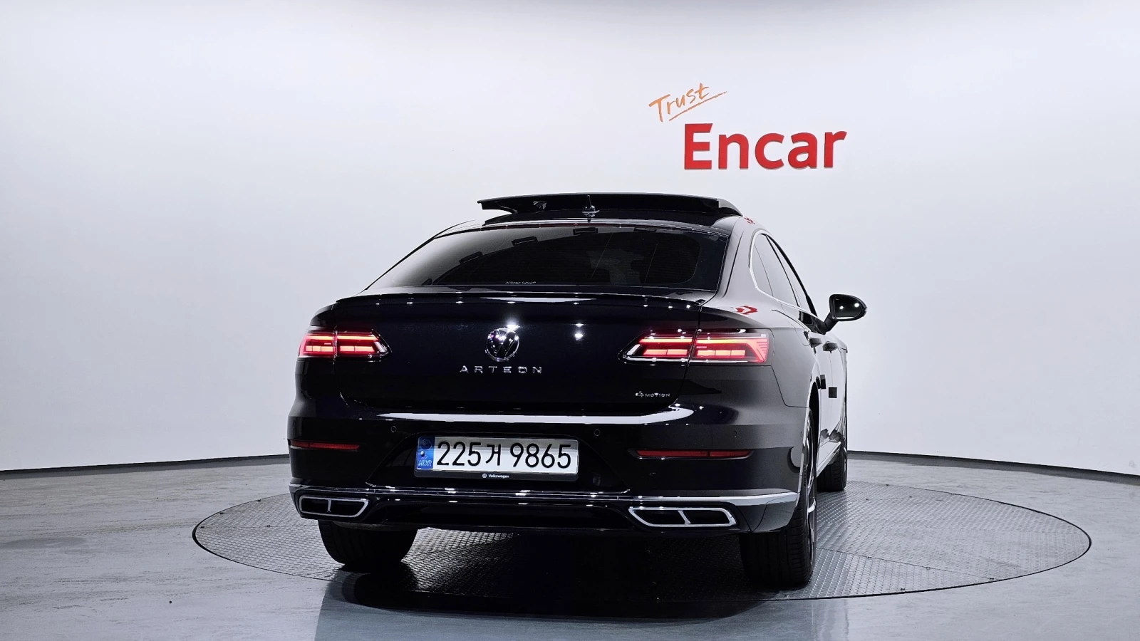 VW Arteon 2.0 TDI R-Line 4Motion, снимка 4 - Автомобили и джипове - 55635363