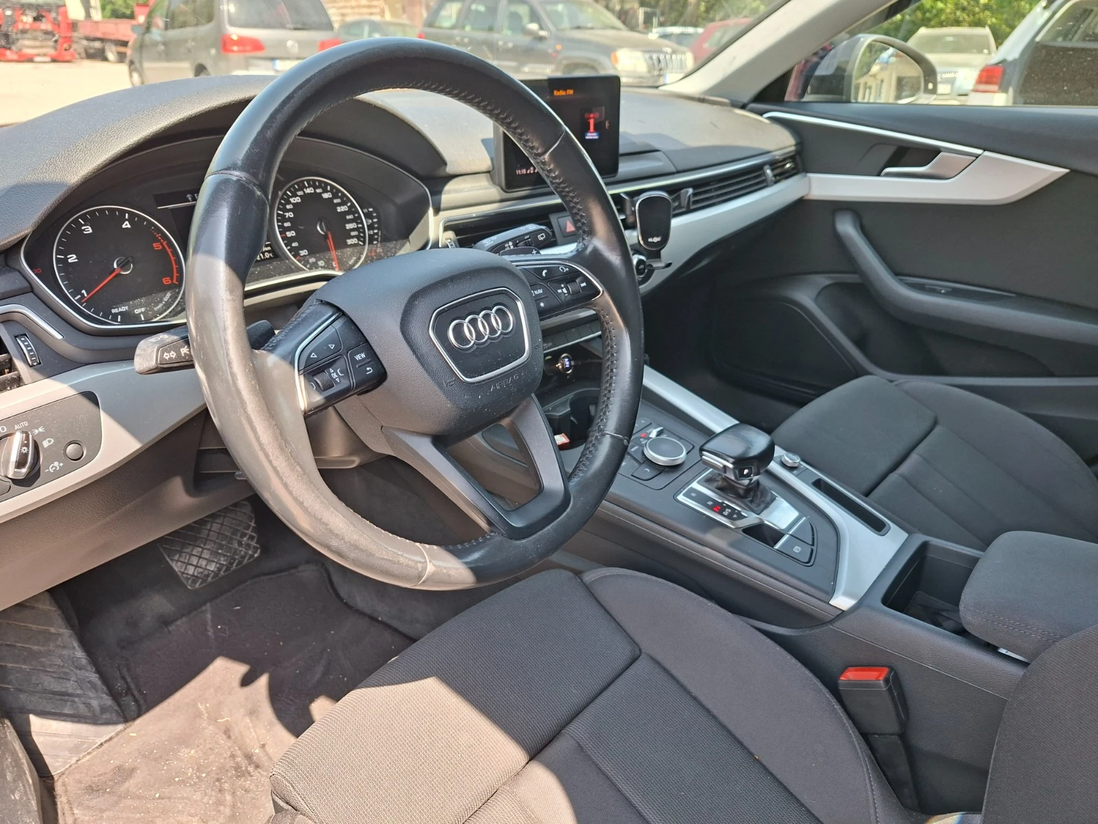 Audi A4, снимка 7 - Автомобили и джипове - 55949977