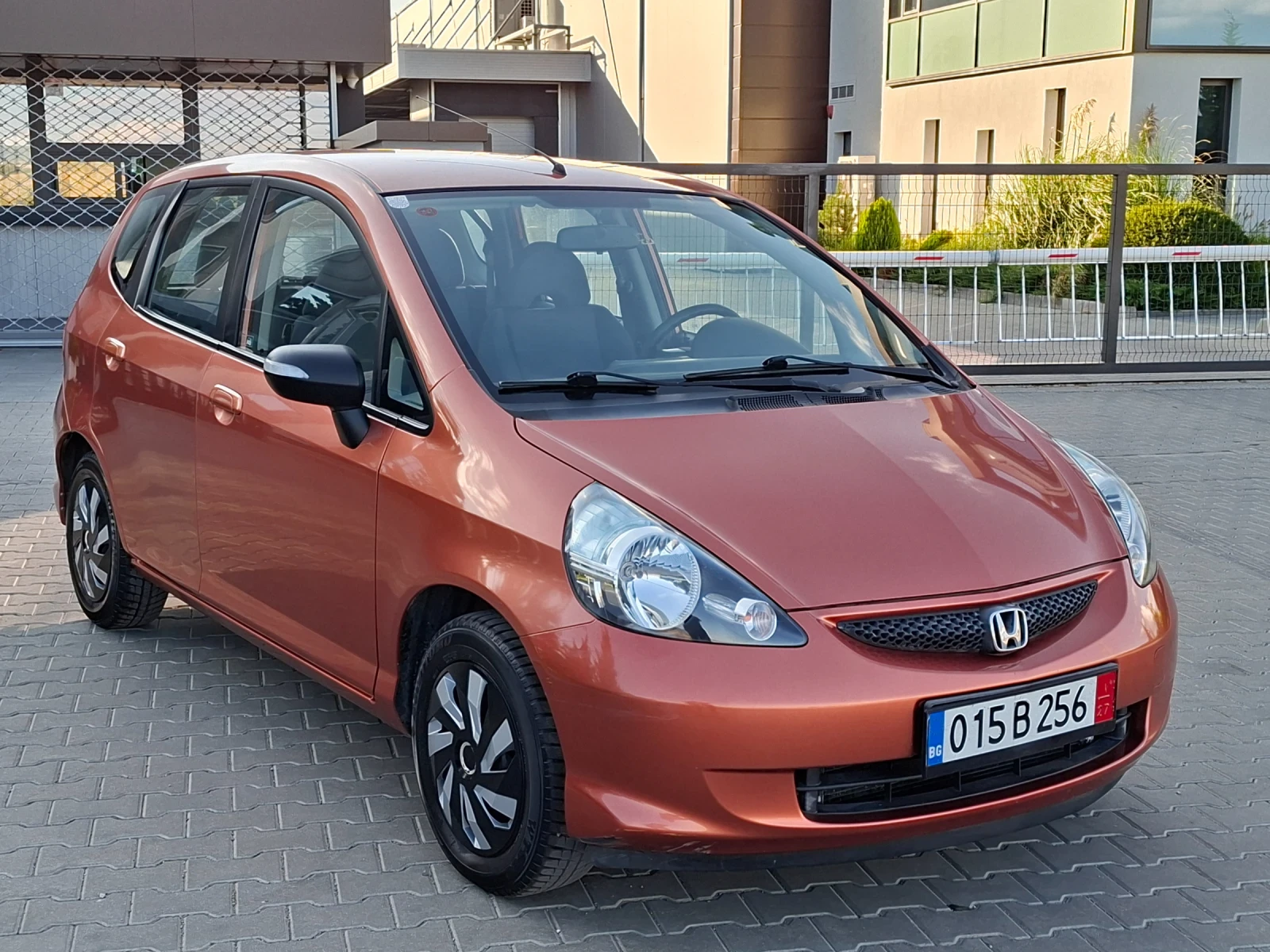 Honda Jazz 1.4i* (83кс)* FACELIFT* НОВ ВНОС* , снимка 10 - Автомобили и джипове - 56059133