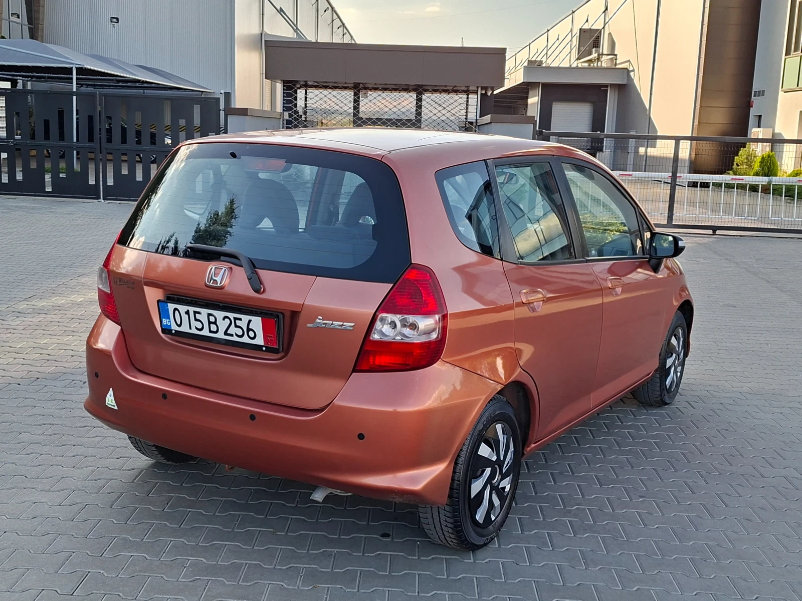 Honda Jazz 1.4i* (83кс)* FACELIFT* НОВ ВНОС* , снимка 12 - Автомобили и джипове - 56059133