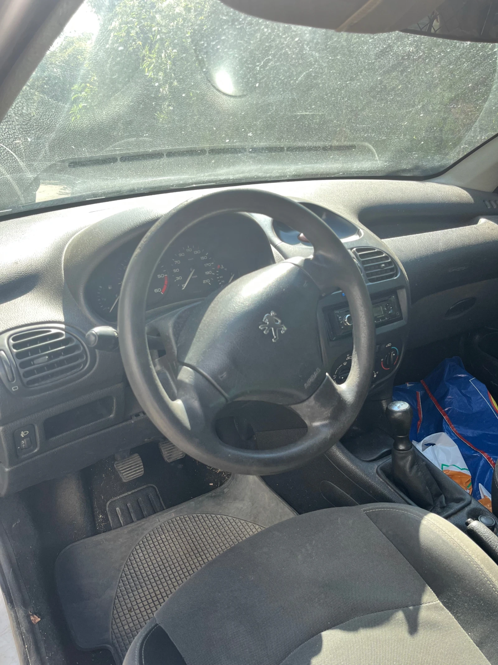 Peugeot 206, снимка 7 - Автомобили и джипове - 56126844