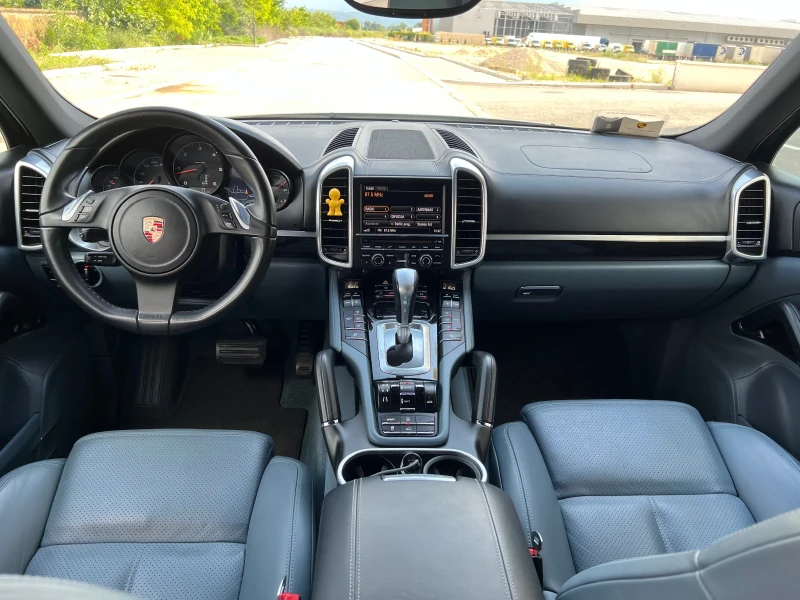 Porsche Cayenne, снимка 4 - Автомобили и джипове - 47420599