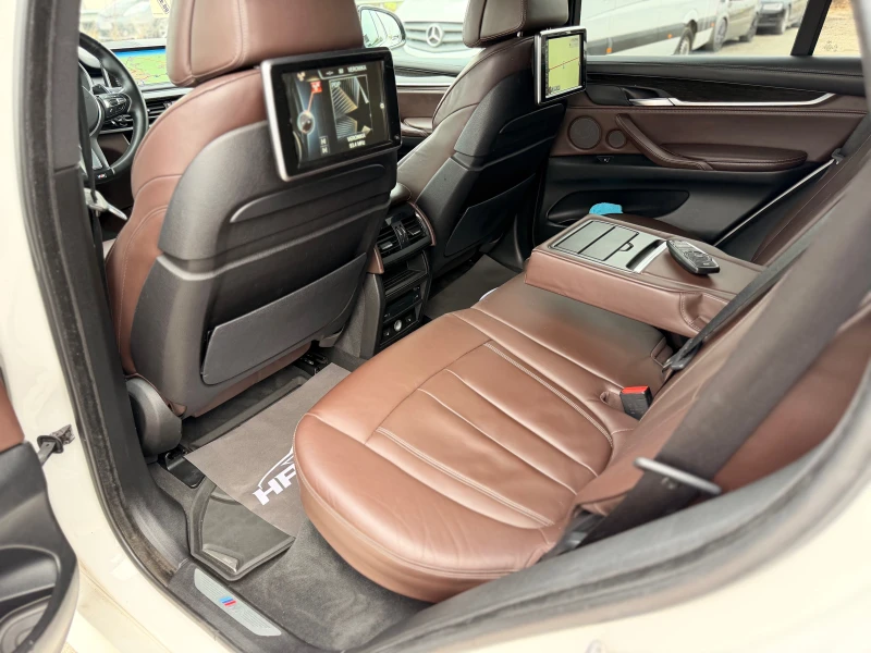 BMW X5 40d= xDrive= M-performance= Aero Pac= 3xTV= Soft C, снимка 13 - Автомобили и джипове - 52643127