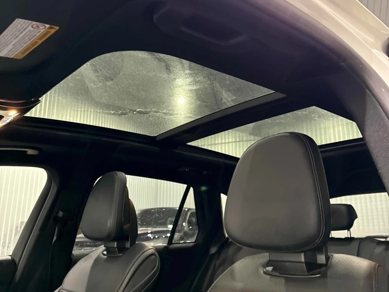 Mercedes-Benz GLC 300 * * CARFAX * * АВТО КРЕДИТ * * , снимка 10 - Автомобили и джипове - 52667597