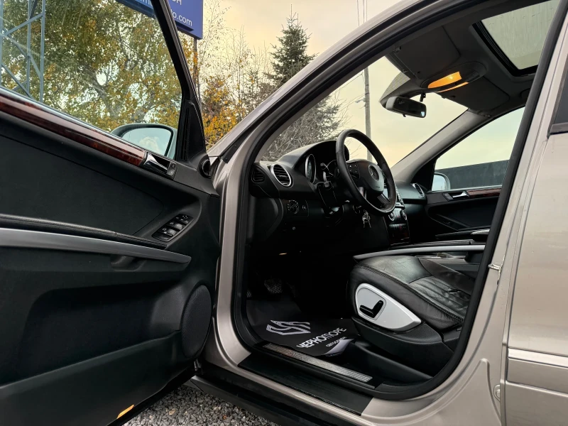 Mercedes-Benz ML 320 CDI Sport Premium , снимка 12 - Автомобили и джипове - 52876921