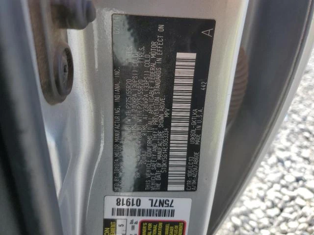 Toyota Sequoia 5.7L 8 Rear-wheel drive - изображение 6